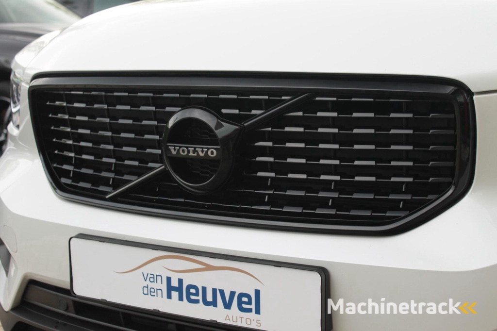 Volvo XC40 T4 Recharge R-Design | Parkeercamera | Glossy Black | Keyless