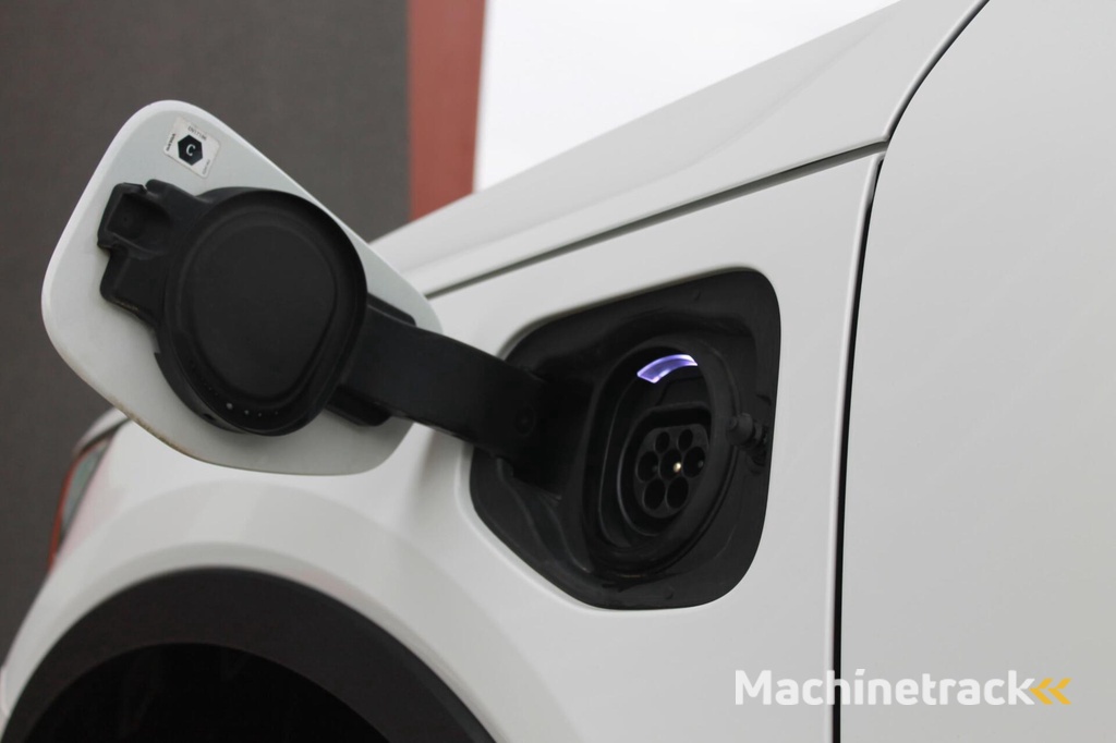 Volvo XC40 T4 Recharge R-Design | Parkeercamera | Glossy Black | Keyless