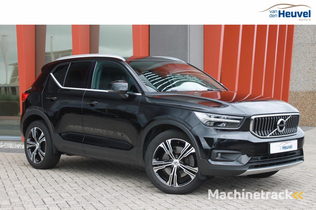 Volvo XC40 T4 Recharge Inscription | Trekhaak | Leder | Parkeercamera | Keyless