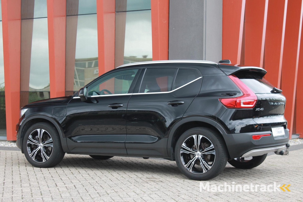 Volvo XC40 T4 Recharge Inscription | Trekhaak | Leder | Parkeercamera | Keyless