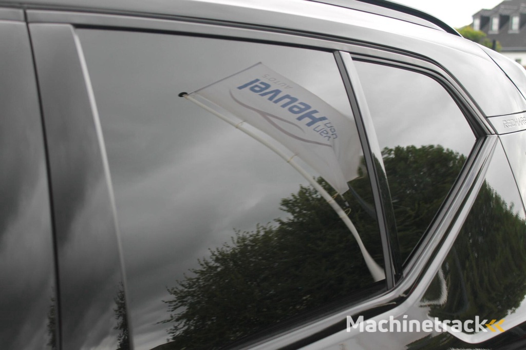 Volvo XC40 T5 Recharge R-Design | Pilot Assist | BLIS | Parkeercamera | 20 INCH | Memory Stoelen | Glossy Black | Keyless