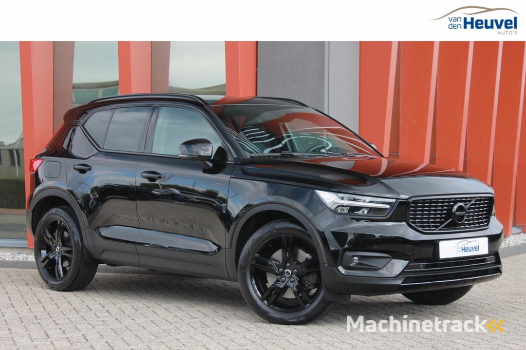 Volvo XC40 T5 Recharge R-Design | Black Edition | Leder | Parkeercamera | Stoelverwarming | Pilot Assist | Keyless