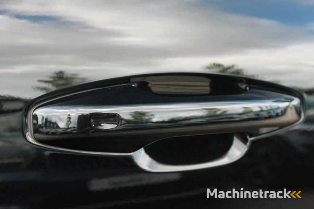 Volvo XC40 T5 Recharge R-Design | Black Edition | Leder | Parkeercamera | Stoelverwarming | Pilot Assist | Keyless