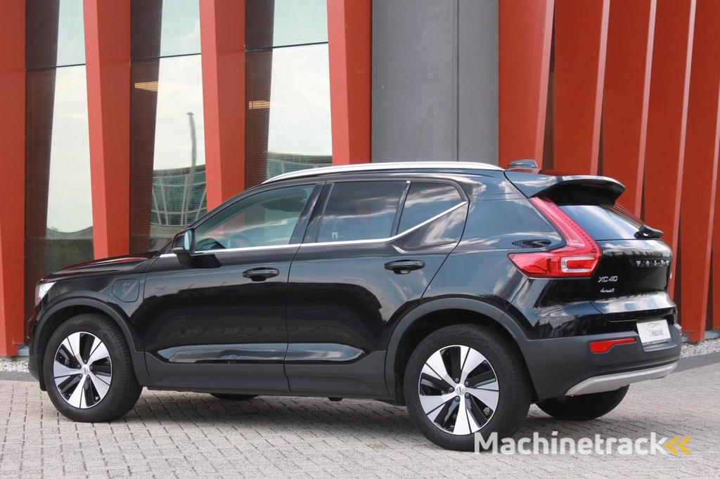 Volvo XC40 T5 Recharge Business Pro | Panoramadak | Parkeercamera | Harman / Kardon | BLIS | Keyless