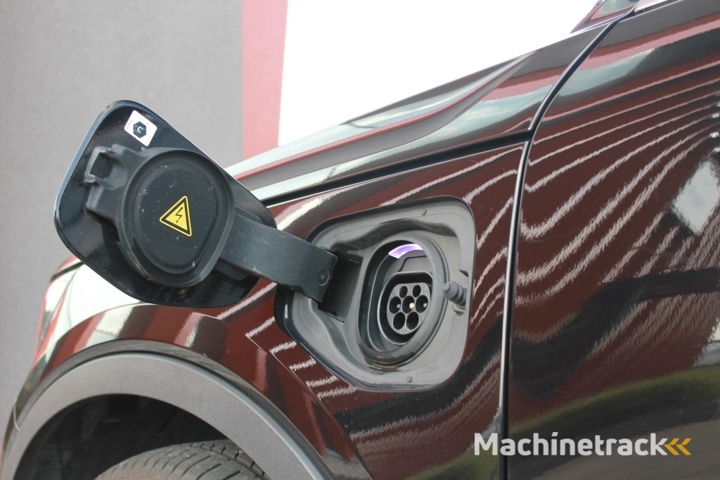 Volvo XC40 T5 Recharge Business Pro | Panoramadak | Parkeercamera | Harman / Kardon | BLIS | Keyless