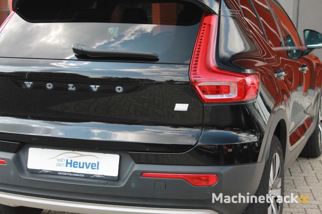 Volvo XC40 T5 Recharge Business Pro | Panoramadak | Parkeercamera | Harman / Kardon | BLIS | Keyless