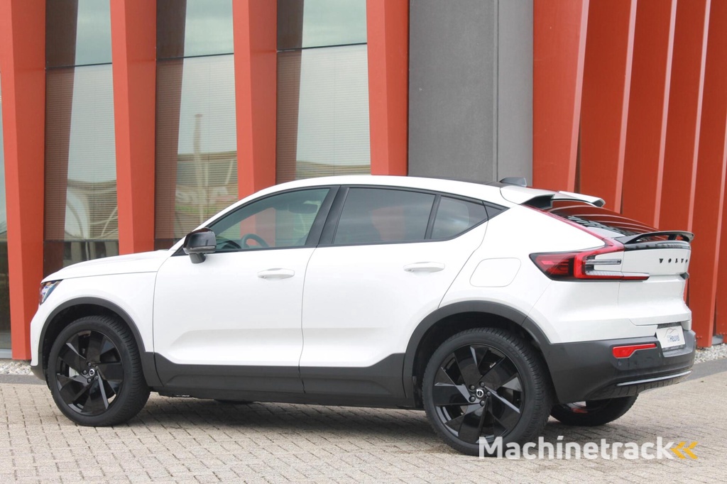 Volvo C40 Recharge Twin Ultimate 78 kWh| Stoelverwarming | 360° Camera | Panoramadak | BLIS | Pilot Assist | Full Electric | Zero-emissie