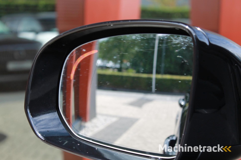 Volvo C40 Recharge Twin Ultimate 78 kWh| Stoelverwarming | 360° Camera | Panoramadak | BLIS | Pilot Assist | Full Electric | Zero-emissie