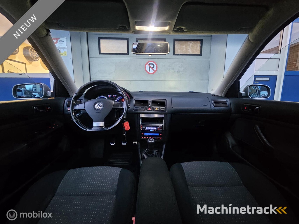 Volkswagen Golf 1.6-16V FSI Ocean 2e Eigenaar Xenon New APK Cruise Control NAP