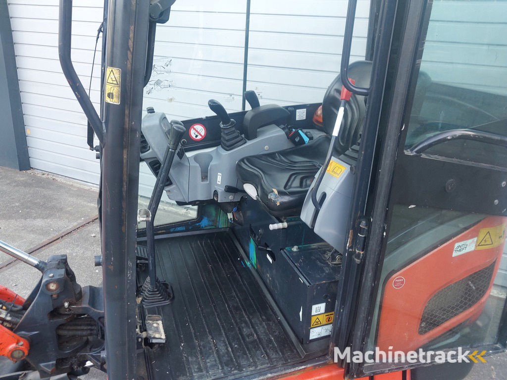 Kubota minigraver met hydro snelwissel