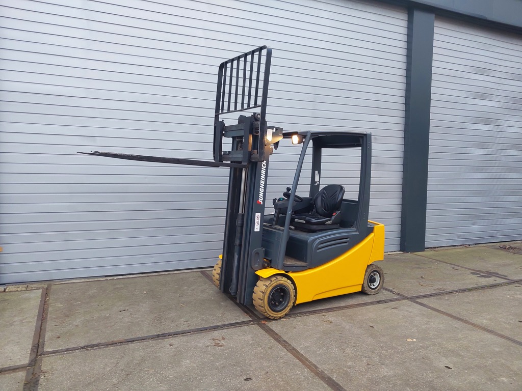 Jungheinrich Elctro! bj2013 Triplo.1