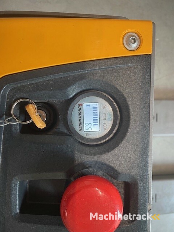 Elektrische palletwagen Jungheinrich EJE M15