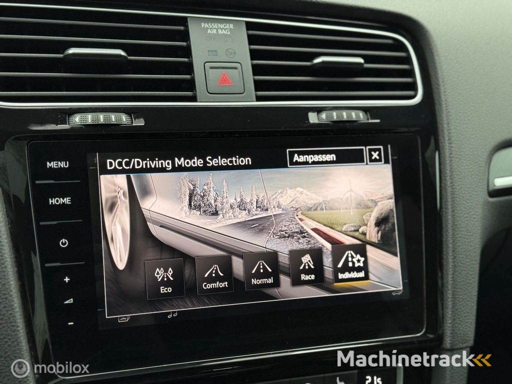 Volkswagen Golf 2.0 TSI 4Motion R | Pano | Maxton | Remus | DCC| Dynaudio